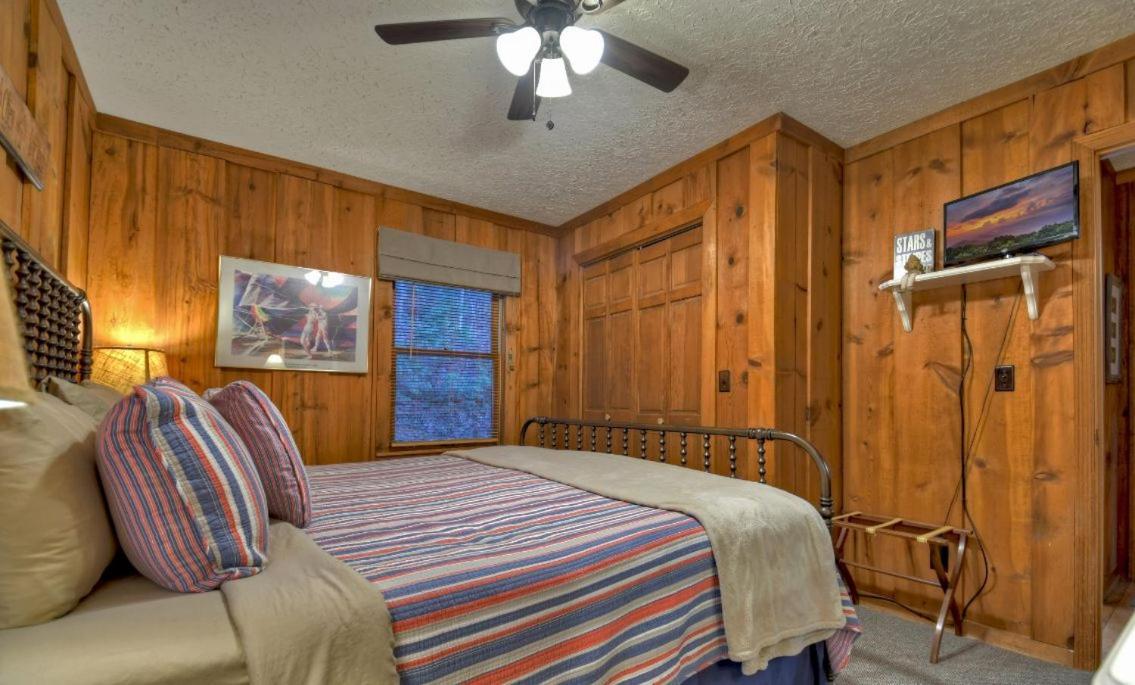 American Dream Americana Decor Close To Downtown Blue Ridge Ngoại thất bức ảnh